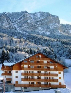 2 bedrooms appartement at Thollon les Memises 500 m away from the slopes with lake view and wifi Thollon